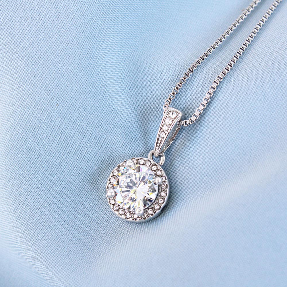 Serene Diamond Pendant Necklace